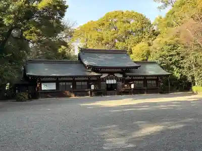 高座結御子神社（熱田神宮摂社）の{uncategorized: "未分類", other: "その他", undefined: "問題あり", building: "その他建物", grave: "お墓", sacred_gate: "鳥居", guardian: "狛犬", statue: "像", buddha: "仏像", history: "歴史", nature: "自然", garden: "庭園", animal: "動物", pagoda: "塔", temizu: "手水舎", mountain_gate: "山門・神門", sanctuary: "本殿・本堂", subordinate: "末社・摂社", art: "芸術", scenery: "景色", jizo: "地蔵", ema: "絵馬", goshuin: "御朱印", omikuji: "おみくじ", items: "授与品その他", amulet: "お守り", goshuincho: "御朱印帳", eats: "食事", festival: "お祭り", votive_dance: "神楽", shichigosan: "七五三参", wedding: "結婚式", experience: "体験その他", initially: "初詣", around: "周辺", anti_infection: "感染症対策"}