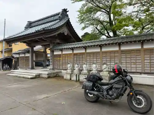 東泉寺(新潟県)