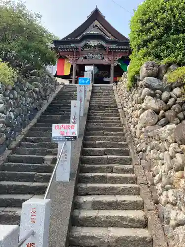 埼玉厄除け開運大師・龍泉寺（切り絵御朱印発祥の寺）のその他建物