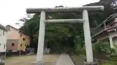 諏訪神社の鳥居