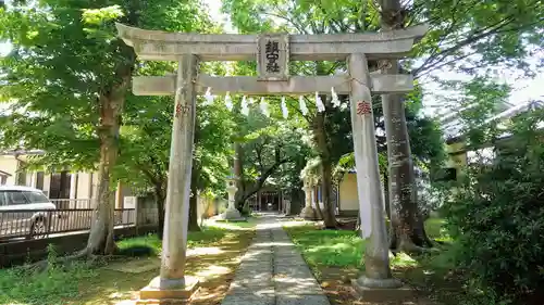 神山氷川神社の鳥居