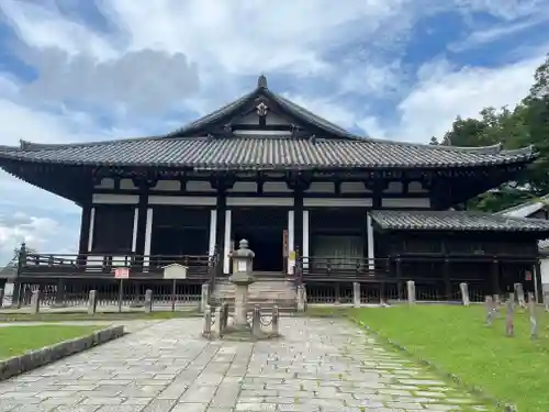 東大寺 法華堂（三月堂）(奈良県)