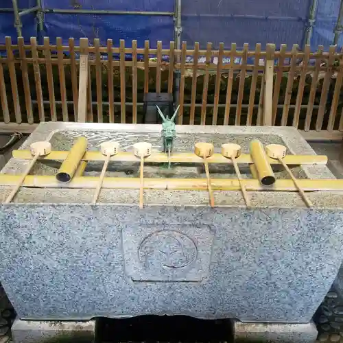 中野沼袋氷川神社の手水舎