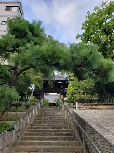 法輪寺の山門