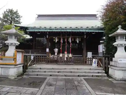 新宿下落合氷川神社の本殿・本堂
