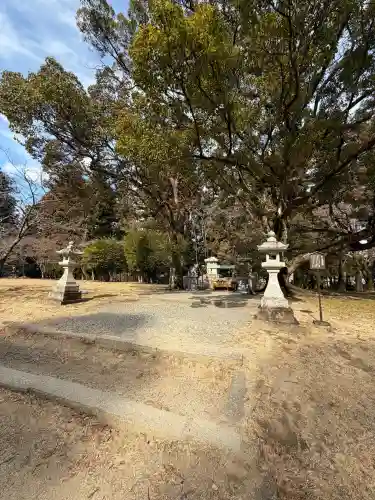 大斎原（熊野本宮大社旧社地）の{uncategorized: "未分類", other: "その他", undefined: "問題あり", building: "その他建物", grave: "お墓", sacred_gate: "鳥居", guardian: "狛犬", statue: "像", buddha: "仏像", history: "歴史", nature: "自然", garden: "庭園", animal: "動物", pagoda: "塔", temizu: "手水舎", mountain_gate: "山門・神門", sanctuary: "本殿・本堂", subordinate: "末社・摂社", art: "芸術", scenery: "景色", jizo: "地蔵", ema: "絵馬", goshuin: "御朱印", omikuji: "おみくじ", items: "授与品その他", amulet: "お守り", goshuincho: "御朱印帳", eats: "食事", festival: "お祭り", votive_dance: "神楽", shichigosan: "七五三参", wedding: "結婚式", experience: "体験その他", initially: "初詣", around: "周辺", anti_infection: "感染症対策"}
