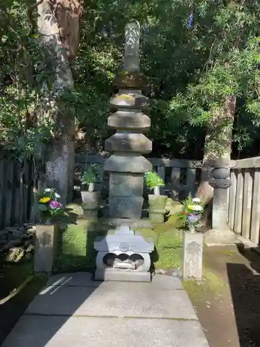 白旗神社(西御門)のお墓