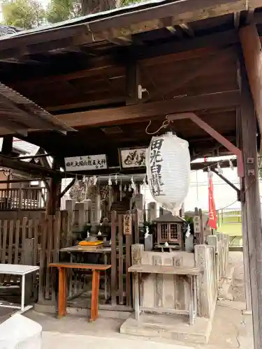 田光八幡社の{uncategorized: "未分類", other: "その他", undefined: "問題あり", building: "その他建物", grave: "お墓", sacred_gate: "鳥居", guardian: "狛犬", statue: "像", buddha: "仏像", history: "歴史", nature: "自然", garden: "庭園", animal: "動物", pagoda: "塔", temizu: "手水舎", mountain_gate: "山門・神門", sanctuary: "本殿・本堂", subordinate: "末社・摂社", art: "芸術", scenery: "景色", jizo: "地蔵", ema: "絵馬", goshuin: "御朱印", omikuji: "おみくじ", items: "授与品その他", amulet: "お守り", goshuincho: "御朱印帳", eats: "食事", festival: "お祭り", votive_dance: "神楽", shichigosan: "七五三参", wedding: "結婚式", experience: "体験その他", initially: "初詣", around: "周辺", anti_infection: "感染症対策"}