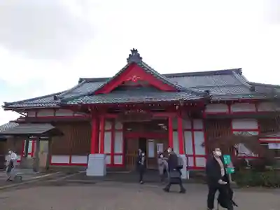 彌彦神社の周辺