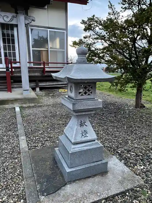 東前稲荷神社の建物その他