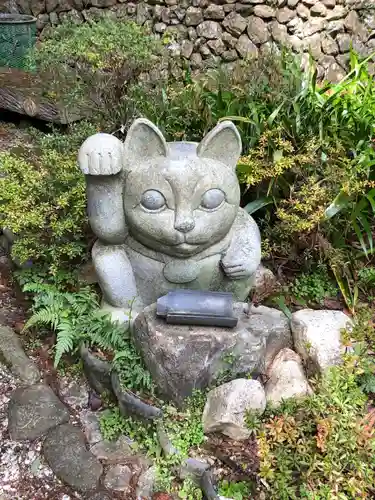 お松大権現の狛犬