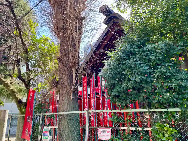 諏訪神社の{uncategorized: "未分類", other: "その他", undefined: "問題あり", building: "その他建物", grave: "お墓", sacred_gate: "鳥居", guardian: "狛犬", statue: "像", buddha: "仏像", history: "歴史", nature: "自然", garden: "庭園", animal: "動物", pagoda: "塔", temizu: "手水舎", mountain_gate: "山門・神門", sanctuary: "本殿・本堂", subordinate: "末社・摂社", art: "芸術", scenery: "景色", jizo: "地蔵", ema: "絵馬", goshuin: "御朱印", omikuji: "おみくじ", items: "授与品その他", amulet: "お守り", goshuincho: "御朱印帳", eats: "食事", festival: "お祭り", votive_dance: "神楽", shichigosan: "七五三参", wedding: "結婚式", experience: "体験その他", initially: "初詣", around: "周辺", anti_infection: "感染症対策"}