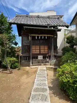 鹿見塚神社の{uncategorized: "未分類", other: "その他", undefined: "問題あり", building: "その他建物", grave: "お墓", sacred_gate: "鳥居", guardian: "狛犬", statue: "像", buddha: "仏像", history: "歴史", nature: "自然", garden: "庭園", animal: "動物", pagoda: "塔", temizu: "手水舎", mountain_gate: "山門・神門", sanctuary: "本殿・本堂", subordinate: "末社・摂社", art: "芸術", scenery: "景色", jizo: "地蔵", ema: "絵馬", goshuin: "御朱印", omikuji: "おみくじ", items: "授与品その他", amulet: "お守り", goshuincho: "御朱印帳", eats: "食事", festival: "お祭り", votive_dance: "神楽", shichigosan: "七五三参", wedding: "結婚式", experience: "体験その他", initially: "初詣", around: "周辺", anti_infection: "感染症対策"}