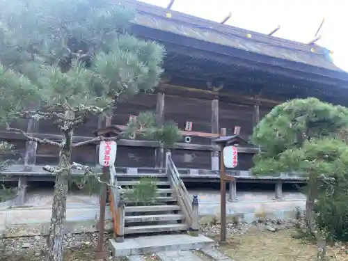 廣峯神社の{uncategorized: "未分類", other: "その他", undefined: "問題あり", building: "その他建物", grave: "お墓", sacred_gate: "鳥居", guardian: "狛犬", statue: "像", buddha: "仏像", history: "歴史", nature: "自然", garden: "庭園", animal: "動物", pagoda: "塔", temizu: "手水舎", mountain_gate: "山門・神門", sanctuary: "本殿・本堂", subordinate: "末社・摂社", art: "芸術", scenery: "景色", jizo: "地蔵", ema: "絵馬", goshuin: "御朱印", omikuji: "おみくじ", items: "授与品その他", amulet: "お守り", goshuincho: "御朱印帳", eats: "食事", festival: "お祭り", votive_dance: "神楽", shichigosan: "七五三参", wedding: "結婚式", experience: "体験その他", initially: "初詣", around: "周辺", anti_infection: "感染症対策"}