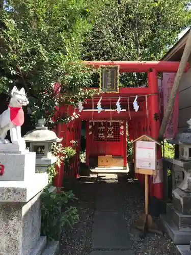 池袋御嶽神社の鳥居