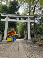 代々木八幡宮の{uncategorized: "未分類", other: "その他", undefined: "問題あり", building: "その他建物", grave: "お墓", sacred_gate: "鳥居", guardian: "狛犬", statue: "像", buddha: "仏像", history: "歴史", nature: "自然", garden: "庭園", animal: "動物", pagoda: "塔", temizu: "手水舎", mountain_gate: "山門・神門", sanctuary: "本殿・本堂", subordinate: "末社・摂社", art: "芸術", scenery: "景色", jizo: "地蔵", ema: "絵馬", goshuin: "御朱印", omikuji: "おみくじ", items: "授与品その他", amulet: "お守り", goshuincho: "御朱印帳", eats: "食事", festival: "お祭り", votive_dance: "神楽", shichigosan: "七五三参", wedding: "結婚式", experience: "体験その他", initially: "初詣", around: "周辺", anti_infection: "感染症対策"}
