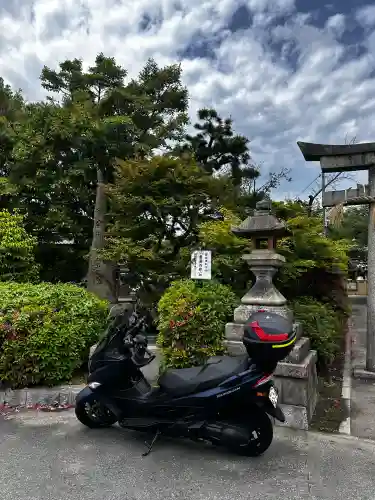 吉祥院天満宮の{uncategorized: "未分類", other: "その他", undefined: "問題あり", building: "その他建物", grave: "お墓", sacred_gate: "鳥居", guardian: "狛犬", statue: "像", buddha: "仏像", history: "歴史", nature: "自然", garden: "庭園", animal: "動物", pagoda: "塔", temizu: "手水舎", mountain_gate: "山門・神門", sanctuary: "本殿・本堂", subordinate: "末社・摂社", art: "芸術", scenery: "景色", jizo: "地蔵", ema: "絵馬", goshuin: "御朱印", omikuji: "おみくじ", items: "授与品その他", amulet: "お守り", goshuincho: "御朱印帳", eats: "食事", festival: "お祭り", votive_dance: "神楽", shichigosan: "七五三参", wedding: "結婚式", experience: "体験その他", initially: "初詣", around: "周辺", anti_infection: "感染症対策"}
