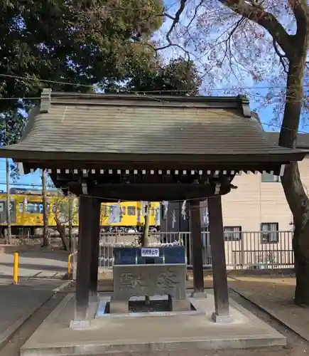 六所神社の手水舎