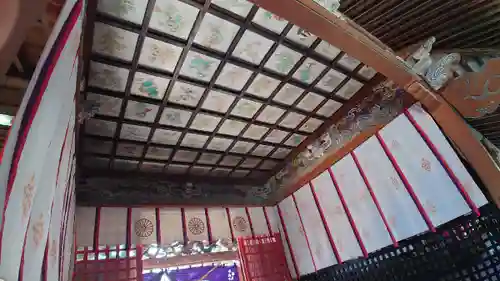 新田神社の本殿