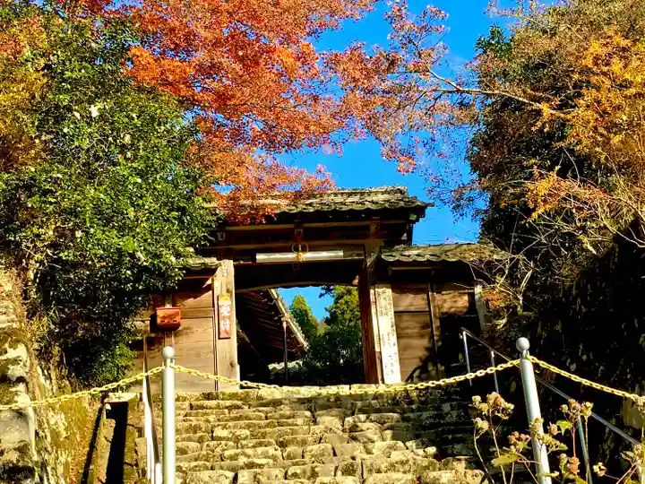 百済寺の山門・神門
