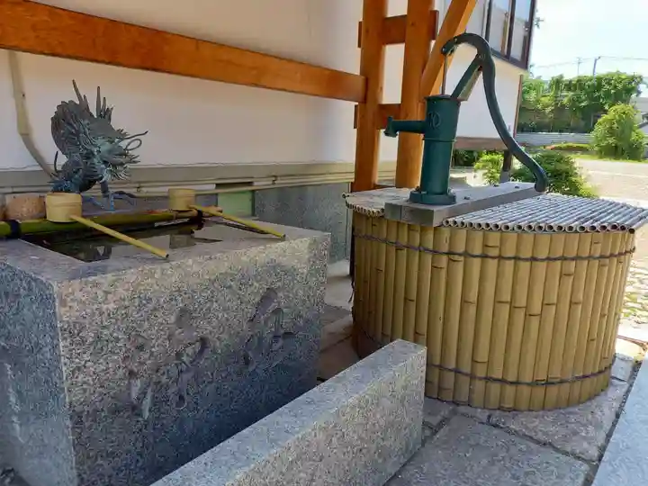 如願寺の手水舎