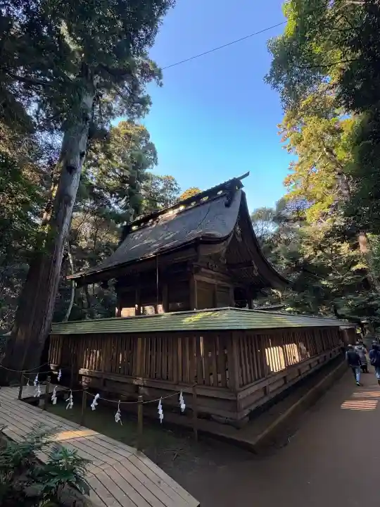 奥宮(鹿島神宮摂社)の{uncategorized: "未分類", other: "その他", undefined: "問題あり", building: "その他建物", grave: "お墓", sacred_gate: "鳥居", guardian: "狛犬", statue: "像", buddha: "仏像", history: "歴史", nature: "自然", garden: "庭園", animal: "動物", pagoda: "塔", temizu: "手水舎", mountain_gate: "山門・神門", sanctuary: "本殿・本堂", subordinate: "末社・摂社", art: "芸術", scenery: "景色", jizo: "地蔵", ema: "絵馬", goshuin: "御朱印", omikuji: "おみくじ", items: "授与品その他", amulet: "お守り", goshuincho: "御朱印帳", eats: "食事", festival: "お祭り", votive_dance: "神楽", shichigosan: "七五三参", wedding: "結婚式", experience: "体験その他", initially: "初詣", around: "周辺", anti_infection: "感染症対策"}