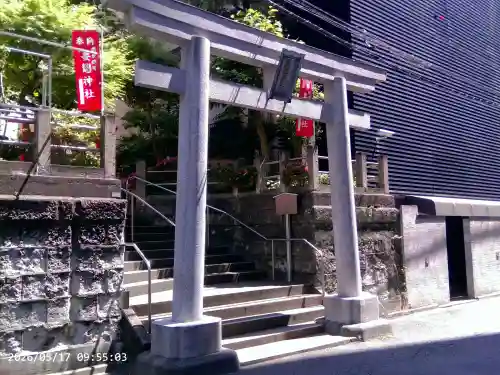 妻戀神社の{uncategorized: "未分類", other: "その他", undefined: "問題あり", building: "その他建物", grave: "お墓", sacred_gate: "鳥居", guardian: "狛犬", statue: "像", buddha: "仏像", history: "歴史", nature: "自然", garden: "庭園", animal: "動物", pagoda: "塔", temizu: "手水舎", mountain_gate: "山門・神門", sanctuary: "本殿・本堂", subordinate: "末社・摂社", art: "芸術", scenery: "景色", jizo: "地蔵", ema: "絵馬", goshuin: "御朱印", omikuji: "おみくじ", items: "授与品その他", amulet: "お守り", goshuincho: "御朱印帳", eats: "食事", festival: "お祭り", votive_dance: "神楽", shichigosan: "七五三参", wedding: "結婚式", experience: "体験その他", initially: "初詣", around: "周辺", anti_infection: "感染症対策"}