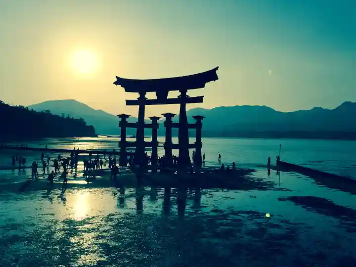 厳島神社(広島県)