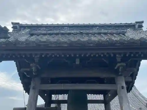 法養寺の{uncategorized: "未分類", other: "その他", undefined: "問題あり", building: "その他建物", grave: "お墓", sacred_gate: "鳥居", guardian: "狛犬", statue: "像", buddha: "仏像", history: "歴史", nature: "自然", garden: "庭園", animal: "動物", pagoda: "塔", temizu: "手水舎", mountain_gate: "山門・神門", sanctuary: "本殿・本堂", subordinate: "末社・摂社", art: "芸術", scenery: "景色", jizo: "地蔵", ema: "絵馬", goshuin: "御朱印", omikuji: "おみくじ", items: "授与品その他", amulet: "お守り", goshuincho: "御朱印帳", eats: "食事", festival: "お祭り", votive_dance: "神楽", shichigosan: "七五三参", wedding: "結婚式", experience: "体験その他", initially: "初詣", around: "周辺", anti_infection: "感染症対策"}