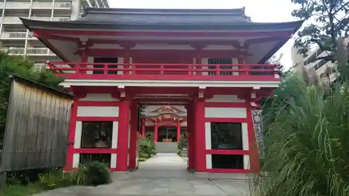 成子天神社の山門・神門