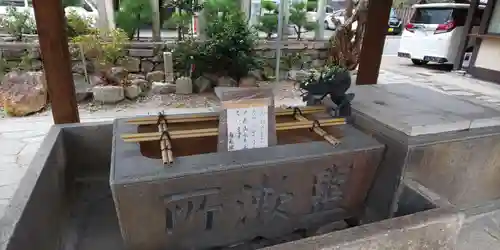 瀧尾神社の手水舎