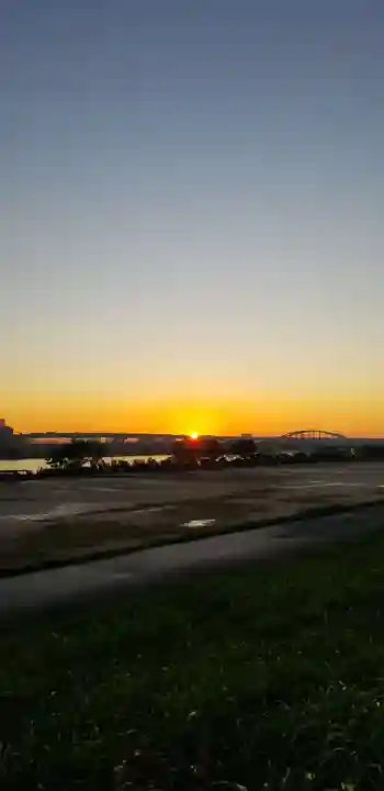 隅田川神社の景色