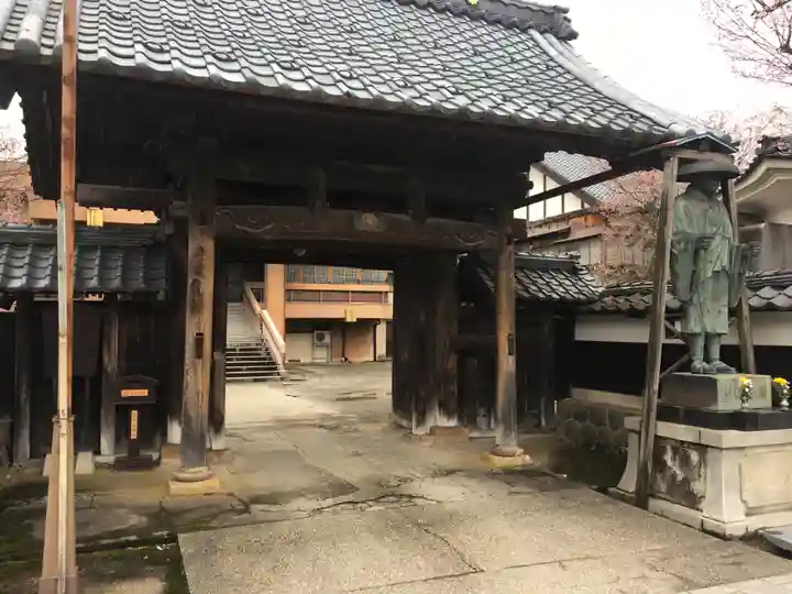 長勝寺の山門・神門