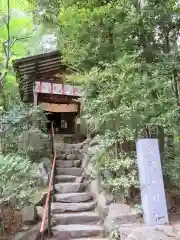 宝登山神社の末社