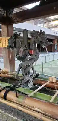 豊川稲荷東京別院の手水舎