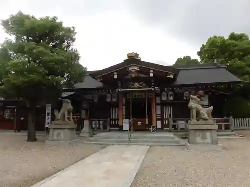 三社神社の本殿