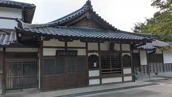 清水寺泰産寺の本殿