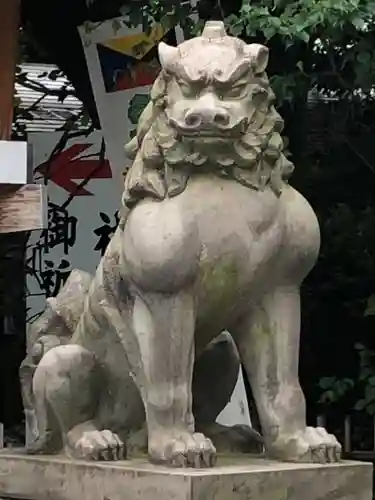 東郷神社の狛犬