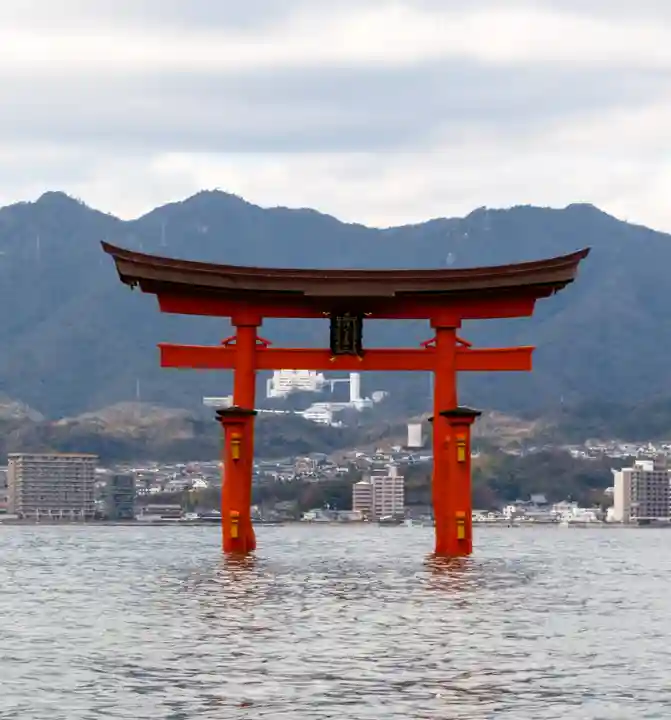 厳島神社(広島県)