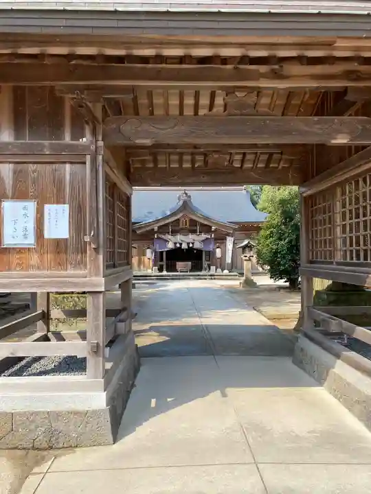 八重垣神社の山門・神門