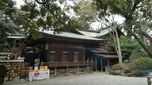 座間神社の本殿・本堂