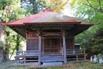 飯盛寺の本殿・本堂