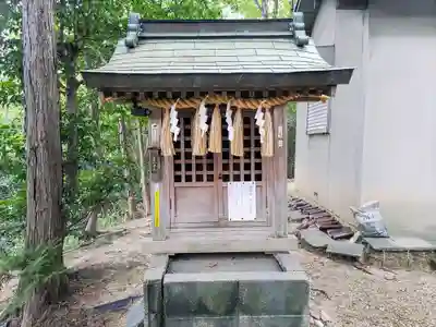 御嶽神社(親鸞山)の末社・摂社