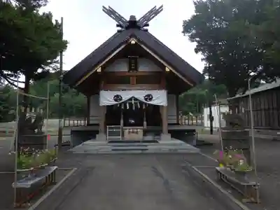 石山神社の本殿・本堂