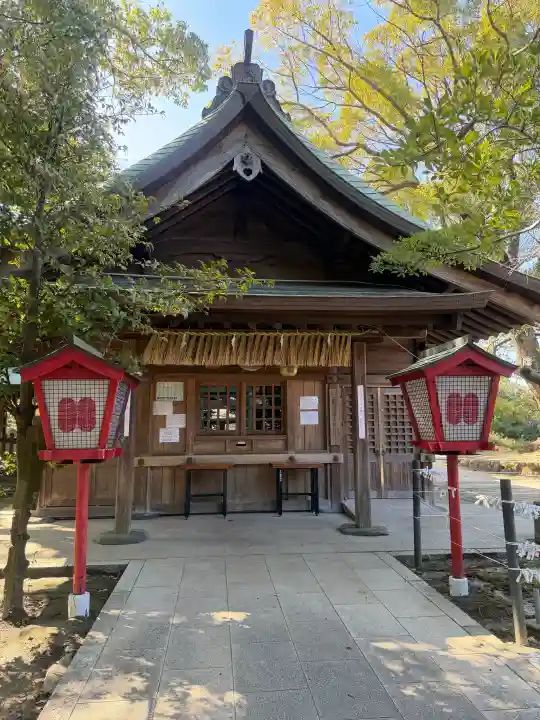 菊池神社の{uncategorized: "未分類", other: "その他", undefined: "問題あり", building: "その他建物", grave: "お墓", sacred_gate: "鳥居", guardian: "狛犬", statue: "像", buddha: "仏像", history: "歴史", nature: "自然", garden: "庭園", animal: "動物", pagoda: "塔", temizu: "手水舎", mountain_gate: "山門・神門", sanctuary: "本殿・本堂", subordinate: "末社・摂社", art: "芸術", scenery: "景色", jizo: "地蔵", ema: "絵馬", goshuin: "御朱印", omikuji: "おみくじ", items: "授与品その他", amulet: "お守り", goshuincho: "御朱印帳", eats: "食事", festival: "お祭り", votive_dance: "神楽", shichigosan: "七五三参", wedding: "結婚式", experience: "体験その他", initially: "初詣", around: "周辺", anti_infection: "感染症対策"}