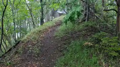糠平電源神社の庭園