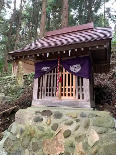 鼬幣稲荷神社の末社・摂社