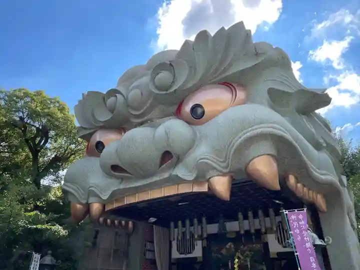 難波八阪神社の狛犬