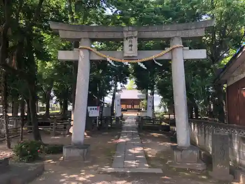 氷川社の鳥居