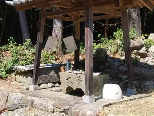 石作神社の手水舎